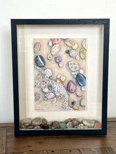 Load image into Gallery viewer, Michigan Rocks Shadowbox- Rock Group B
